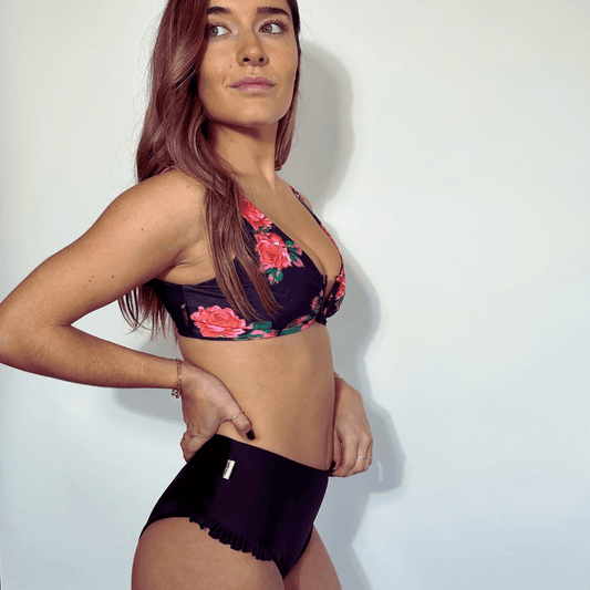 Peto amapola flores negras  + pantaleta vuelitos negro