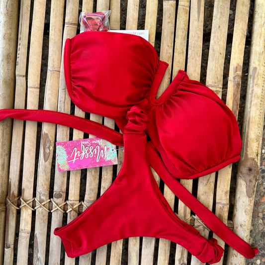 conjunto  Rojo pasion peto straples V + tanga tahiti