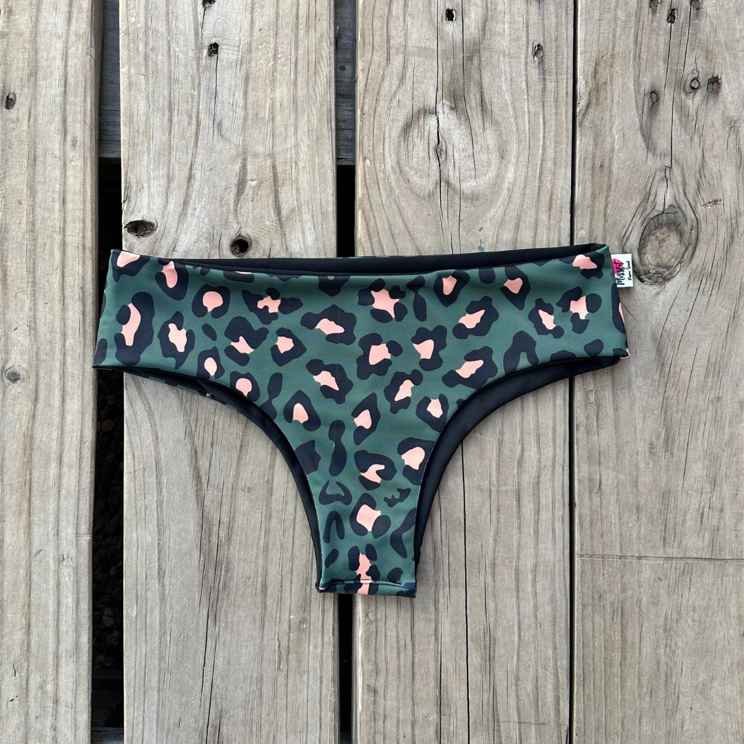 pantaleta clasica reversible animal green/negro