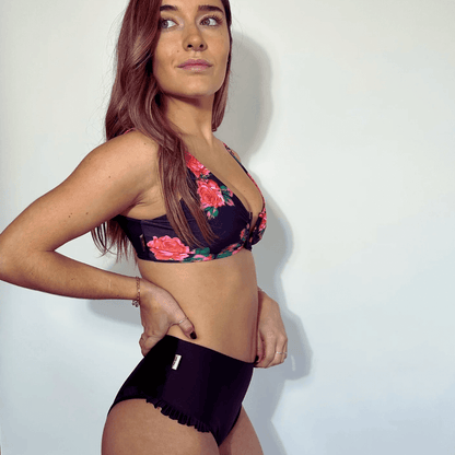 Peto amapola flores negras  + pantaleta vuelitos negro