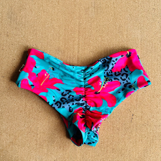 Pantaleta upless musa