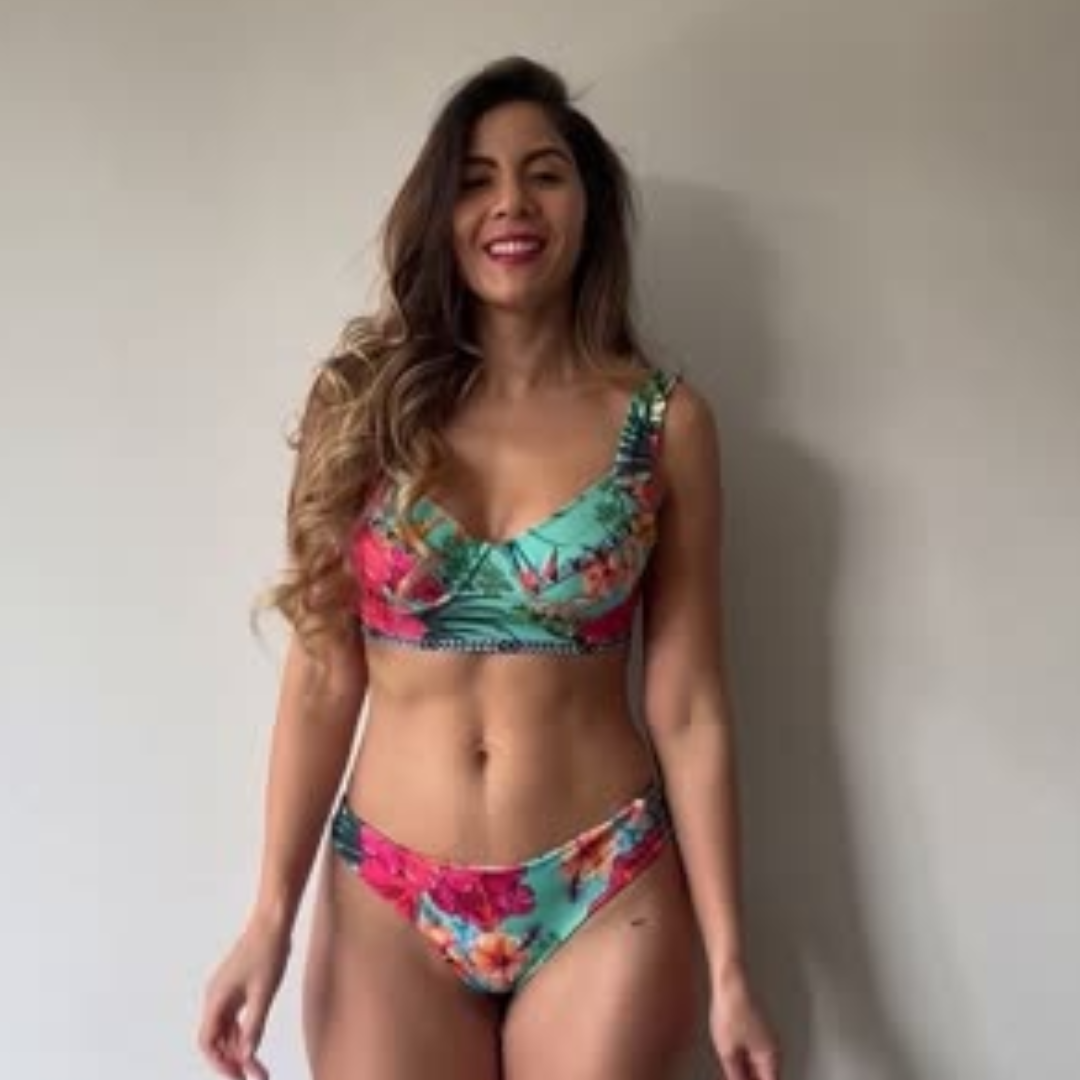 Conjunto Hibiscus   peto pin up  largo + culotte upless pabilo