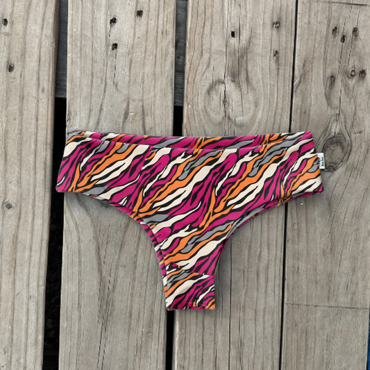 Pantaleta clasica cebra pink