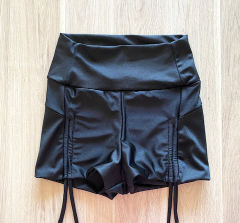 SHORT LAZO- NEGRO